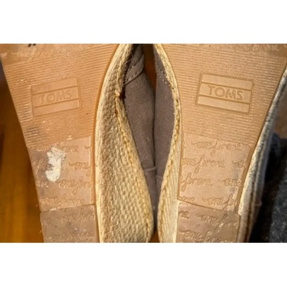 Toms calypso canvas